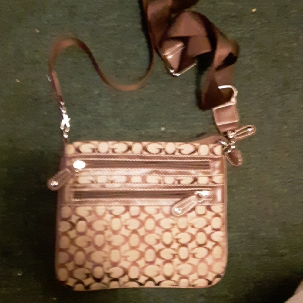 Ladies  purse